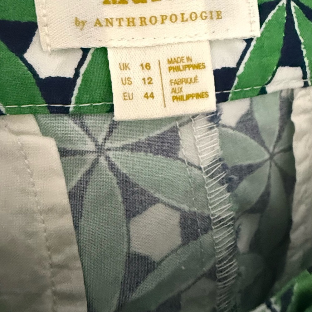 Maeve Anthropologie Poplin City Shorts Green Mod Print Womens Size 12 - Picture 9 of 11